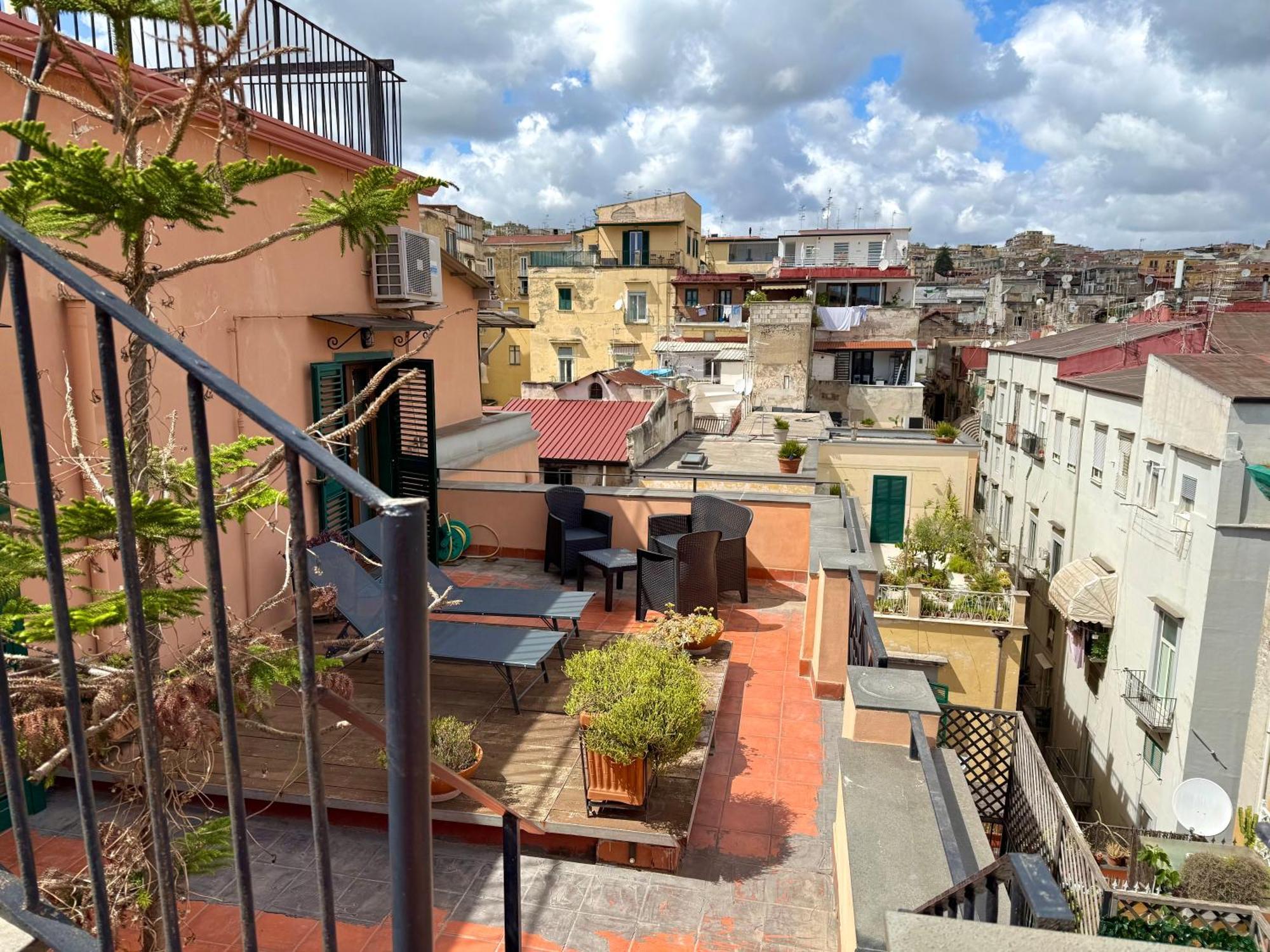Bella Mbriana Apartment Naples